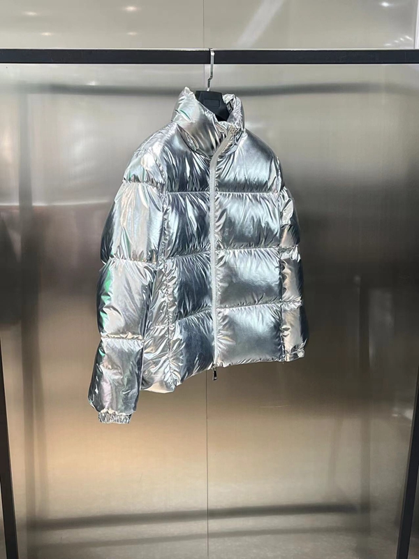 ハイクオリティダウンジャケット内部構造